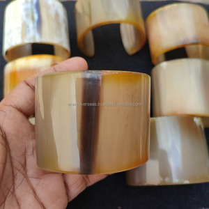 Bracelet manchette en corne de buffle naturel Accessoire de mode fait main écologique - Product Image 3