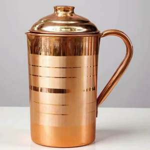 Ensemble de carafes en cuivre pour une solution de cuisine quotidienne fiable, ensemble métallique pour servir l'eau avec des verres, durable et réutilisable pour la cuisine et la salle à manger - Product Image 1