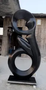 Escultura Abstracta Moderna de Mármol Blanco Tallada a Mano con Acabado Pulido para Decoración del Hogar para las Ocasiones de Pascua y Diwali - Product Image 2