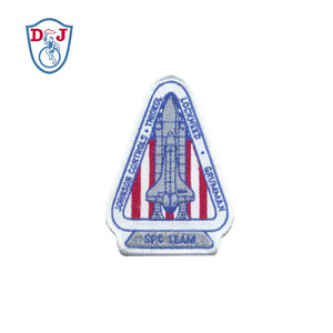 Nuevos Parches Bordados Personalizados con Diseño de Exploración Espacial y Astronautas para Adornos y Accesorios de Trajes Espaciales - Product Image 3