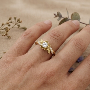 Bague de fiançailles florale en or avec diamant rond de 1,50 carat, motif feuille de fleur, certifiée IGI, inspirée de la nature, pour femme - Product Image 6
