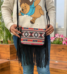 Nuevo hecho a mano gran oferta Jacquard gamuza cuero flecos Sling Bag multiuso nuevo diseño Vintage bandolera precio barato producto a granel - Product Image 4