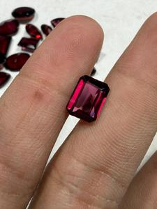Pierre précieuse de grenat rouge facetté tendance pour la création de pendentifs, prix de gros - Product Image 1