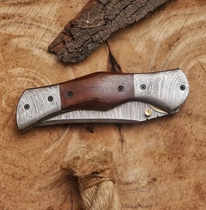 Navaja Plegable de Acero de Damasco con Mango Turquesa, Encendedor, para Caza, Camping, Uso Industrial, Garantía de 3 Años, ODM OEM - Product Image 4