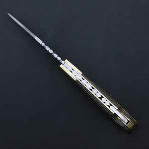 Couteaux pliants avec lame noire et clip de fixation pour un transport facile dans les situations de travail et de voyage. - Product Image 2