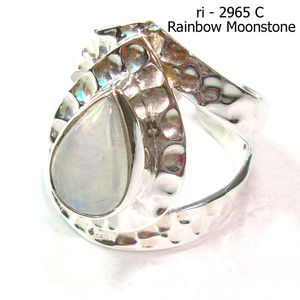 Sukhmani 925 Sterling Silver Blue Fire Labradorite Adjustable Band Hammered Finish Ring Everyday Wear Bezel Setting Certified - Product Image 3