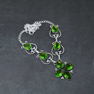 Elegante Collar de Plata de Ley 925 con Diseño de Hoja de Peridoto Verde, Joyería de Moda Hecha a Mano con Cadena de Eslabones para Mujeres, para Cristianas - Product Image 3