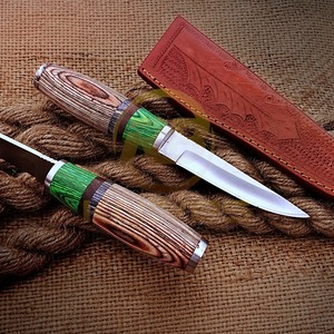 Couteau Puukko artisanal, couteau de chasse scandinave personnalisé, manche en bois vert, couteau de survie pour le camping et le bushcraft avec étui en cuir - Product Image 1