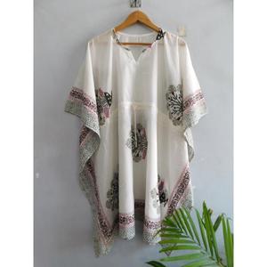 เสื้อคลุมสไตล์โบฮีเมียน ผ้าฝ้าย 100% คอวี แขนทรงปีกค้างคาว งานแฮนด์เมด พิมพ์ลายบล็อก เป็นมิตรกับสิ่งแวดล้อม เอวธรรมชาติ คลุมชายหาด ทรงหลวม ใส่สบายสำหรับฤดูร้อน - Product Image 2