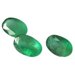 Émeraude calibrée 3,10 carats, naturelle du Zambie, taille ovale 8x5 mm, facettée, translucide, lot de 3 pièces/paire pour bijoux - Product Image 4