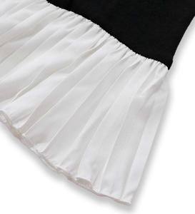 Vestido Polo Icónico para Mujer en Contraste - Azul Marino y Detalles Blancos - Atuendo Deportivo de Manga Corta para Dama con Logotipo Personalizado - Product Image 4