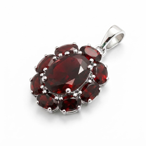 Pendentif Fleur en Pierre Naturelle Grenat pour Femme Rhaya Jewels, en Argent Sterling Plaqué Rhodium, Cadeau Ethnique, Design Floral - Product Image 3