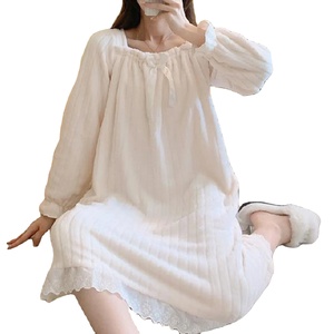 Transpirable Venta al por mayor Gran oferta Sexy Ropa de dormir para mujer Cálida Ropa de dormir de talla grande Estilo de corte Pijamas de mujer - Product Image 1