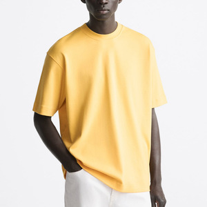 T-shirt noir en polyester tricoté pour homme, 220 grammes, col oversize, manches courtes, coupe ample, style streetwear décontracté, anti-rétrécissement - Product Image 4