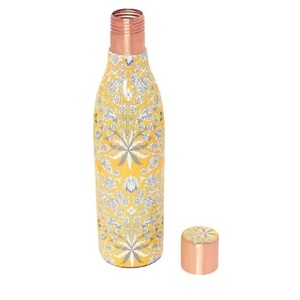 Bouteille de stockage d'eau pour ustensiles de cuisine, pour les bienfaits ayurvédiques, nouvelle arrivée, bouteille en cuivre avec autocollant émaillé imprimé. - Product Image 5