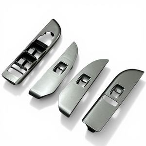 Juego de 4 Cubiertas Decorativas para el Panel de Interruptores de Ventanas, para GMC Yukon Denali, Chevrolet Tahoe y Suburban 2010-2014, Repuesto OEM, Color Plateado - Product Image 4