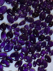 Trimurti Gems - Lote al por mayor de gemas sueltas de amatista púrpura natural en cabujón de formas mixtas de 15-25 mm para fabricación de joyas - Product Image 2