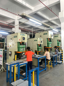 Glissière de tiroir moderne à extension totale 3 volets, télescopique, en acier, silencieuse, à fermeture automatique, robuste, à montage dissimulé sous le plateau, pour entrepôt - Product Image 6