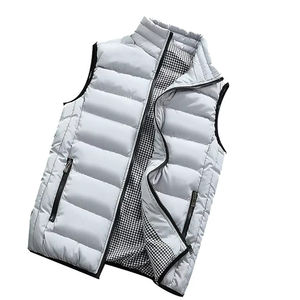 Nouveau design, col rabattu, gilet d'hiver matelassé pour homme, sans manches, léger, gilet matelassé de haute qualité pour homme. - Product Image 1