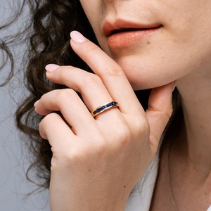 Anillo de Media Eternidad con Zafiro Azul Natural Precioso en Oferta, Oro Amarillo Puro de 14K, Joyería Fina - Product Image 6