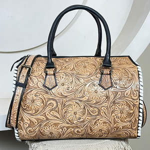 Nouvel Arrivage de Luxe : Sac à Main Western en Cuir Véritable Façonné à la Main, Grand Sac Bandoulière Designer pour Femme, Sac de Voyage Type Duffel - Product Image 4