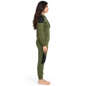 <b>Best</b> Quality Material And Comfortable <b>Fitting</b> Featuring Clean Details Durable Construction Stylish Women Tracksuit Designed - Product Image 3