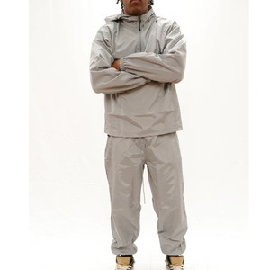 Ensemble d'été décontracté streetwear coupe-vent à capuche, short en nylon léger uni avec cordon de serrage, style vintage vieilli et oversize - Product Image 6