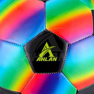 Balón de fútbol ligero cosido a máquina para un control suave y un rendimiento confiable en el campo - Product Image 4