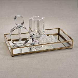 Juego de Bandejas Decorativas Espejadas Doradas de Lujo, Organizador de Maquillaje Moderno de Vidrio, Bandeja de Servicio Metálica para Mesa de Centro, Bandeja Decorativa para el Hogar - Product Image 3