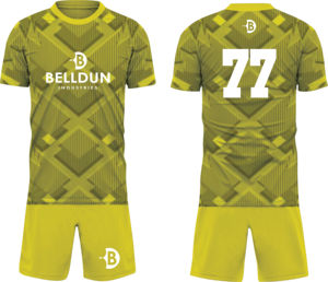 ชุดเสื้อเจอร์ซีย์กีฬาสีเขียวคลาสสิกสำหรับผู้ชาย แบบสั้น ผลิตจากโพลีเอสเตอร์ 100% รุ่นใหม่ล่าสุด ชุดฟุตบอลพร้อมสกรีนโลโก้ตามสั่ง - Product Image 1