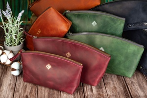 Genuine Leather High Quality Leather Portable Travel Size <b>Make</b> <b>up</b> <b>Bags</b> Custom Logo Printing Cosmetic <b>Bag</b> for Girls LWCB-0005 - Product Image 3