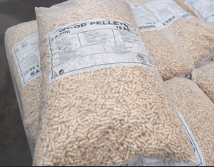 Pellets de Madera de Abeto, Pino y Haya Premium, Bolsas de 15 kg, Forma de Barra, Diámetro de 6-8 mm, Longitud de 10-40 mm, 4500J Calorías, Sistema de Calefacción, Envío Inmediato - Product Image 4