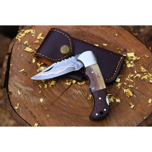 Couteau de poche artisanal Burraq en acier Damas, personnalisable OEM, avec manche en bois et étui en cuir – Cadeau d'anniversaire, cadeau pour témoin de mariage - Product Image 3
