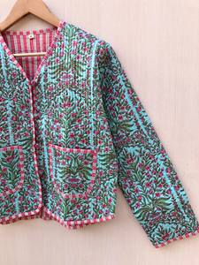 Veste matelassée pour femme style hippie, veste Kantha à motifs imprimés, manteau d'hiver, veste style bohème, veste en coton faite à la main, cadeau pour elle - Product Image 2