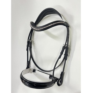 Bridon d'anglaise en cuir verni noir avec frontal à cristaux ondulés, rembourrage blanc et ferrures en acier inoxydable, équipement équestre disponible en 4 tailles (LLT) - Product Image 4
