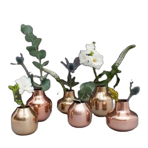 Jarrón de Mesa Contemporáneo de Aluminio y Hierro Hecho a Mano de Alta Calidad, Maceta para Decoración del Hogar, Tamaño L - Product Image 1