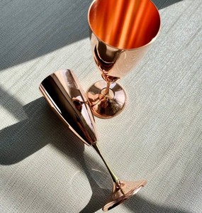Juego de 2 piezas de bar de cobre, vidrio y latón de tamaño personalizado con artículos de regalo para bodas y fiestas, tipos de aluminio y cerámica. - Product Image 1