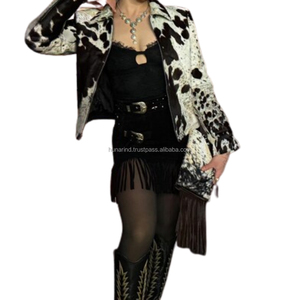 Veste en cuir de vachette naturel pour hommes et femmes |   Manteau Western de Luxe pour Femme, Style Western Haute Couture - Product Image 1