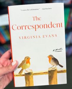 Le correspondant, par Virginia Evans, livre broché, livre d'histoires, lecture éducative, best-seller, roman - Product Image 4