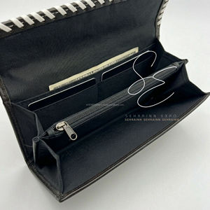 Cartera de cuero repujado floral para mujer, de piel de vaca con pelo, tipo clutch, tarjetero, organizador de efectivo y monedero - Product Image 6