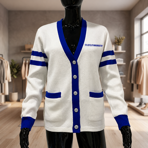 เสื้อสเวตเตอร์คอวีคุณภาพสูงแบบกำหนดเองพร้อมตัวอักษร Zeta Phi Beta  โลโก้มหาวิทยาลัย  คาร์ดิแกนถักสำหรับทุกเพศ - Product Image 4