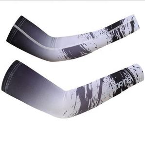 Mangas Deportivas con Logotipo Personalizado, Mangas de Compresión con Protección UV, Venta al Por Mayor - Product Image 3