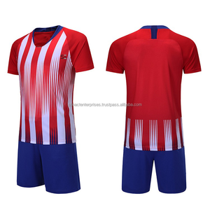 Uniforme de Fútbol Azul y Blanco Transpirable de Manga Corta Personalizado en Tela 100% Poliéster Uniforme Deportivo de Alta Calidad - Product Image 5