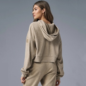 Sudadera con Capucha Oversize Personalizada de Manga Larga para Mujer, Top Corto Deportivo con Capucha, Sudadera Corta para Mujer - Product Image 2
