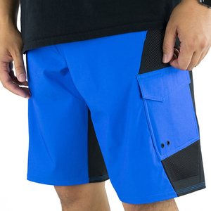 Shorts de pêche pour hommes imperméables UPF 50 Ripstop, durables, à séchage rapide, respirants, légers, avec poches cargo, pour adultes - Product Image 1