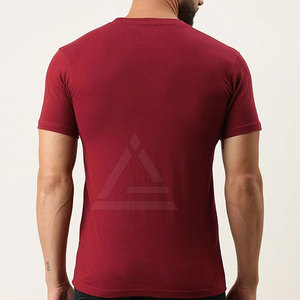 Camisetas con estampado gráfico de moda para hombre, diseñadas con elementos visuales creativos y un ajuste cómodo para el uso diario. - Product Image 2