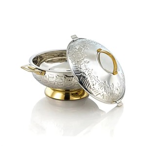 Olla árabe de metal con grabado para cocinar con confianza, tanto para chefs principiantes como para chefs experimentados. - Product Image 1