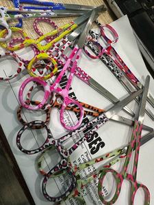 Pinzas Hemostáticas Manuales Personalizadas de 16 cm, Rectas, con Mordazas Dentadas, de Acero Inoxidable, Mango con Impresión, Certificación CE, Alta Calidad, SurgiRight - Product Image 3