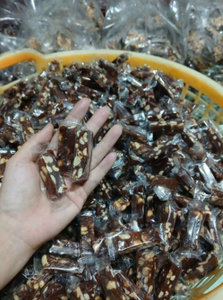 ขนมกล้วยเคลือบถั่วลิสงคุณภาพส่งออก บรรจุแยกชิ้น ขนมผลไม้เมืองร้อนแบบเหนียวสไตล์เวียดนามดั้งเดิม - Product Image 3