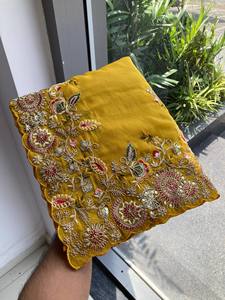 Sari Amarillo de Seda con Bordado Floral para Mujer, Ropa Étnica Tradicional India, Estilo Bollywood, para Bodas, Fiestas y Festivales - Product Image 2